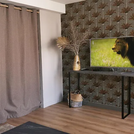 アパート La Canopee ショレ