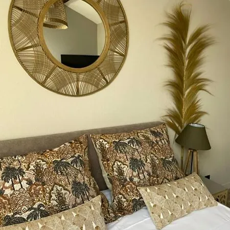 La Canopee アパート